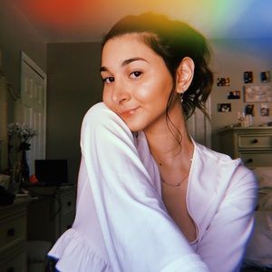 Meet your posher, Melanie!